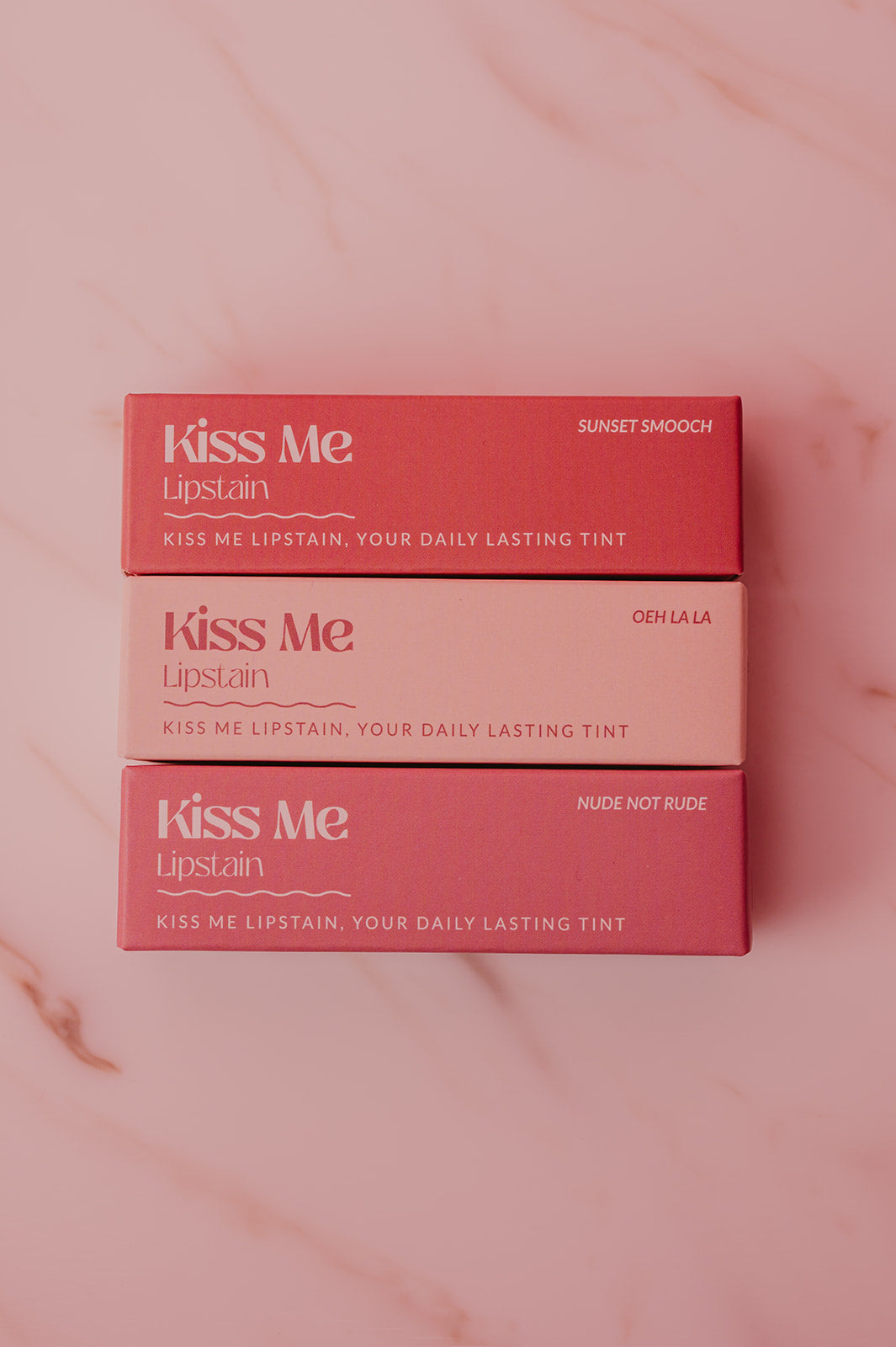 Kiss Me Lipstain blauwe glans voor natuurlijke tint