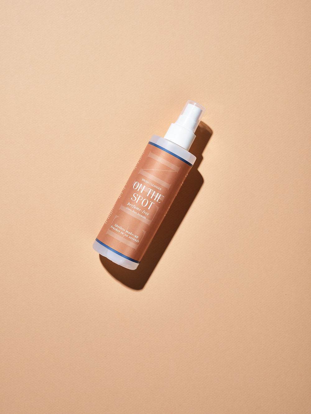On the Spot - Brush Cleanser - Ilse de Beaute