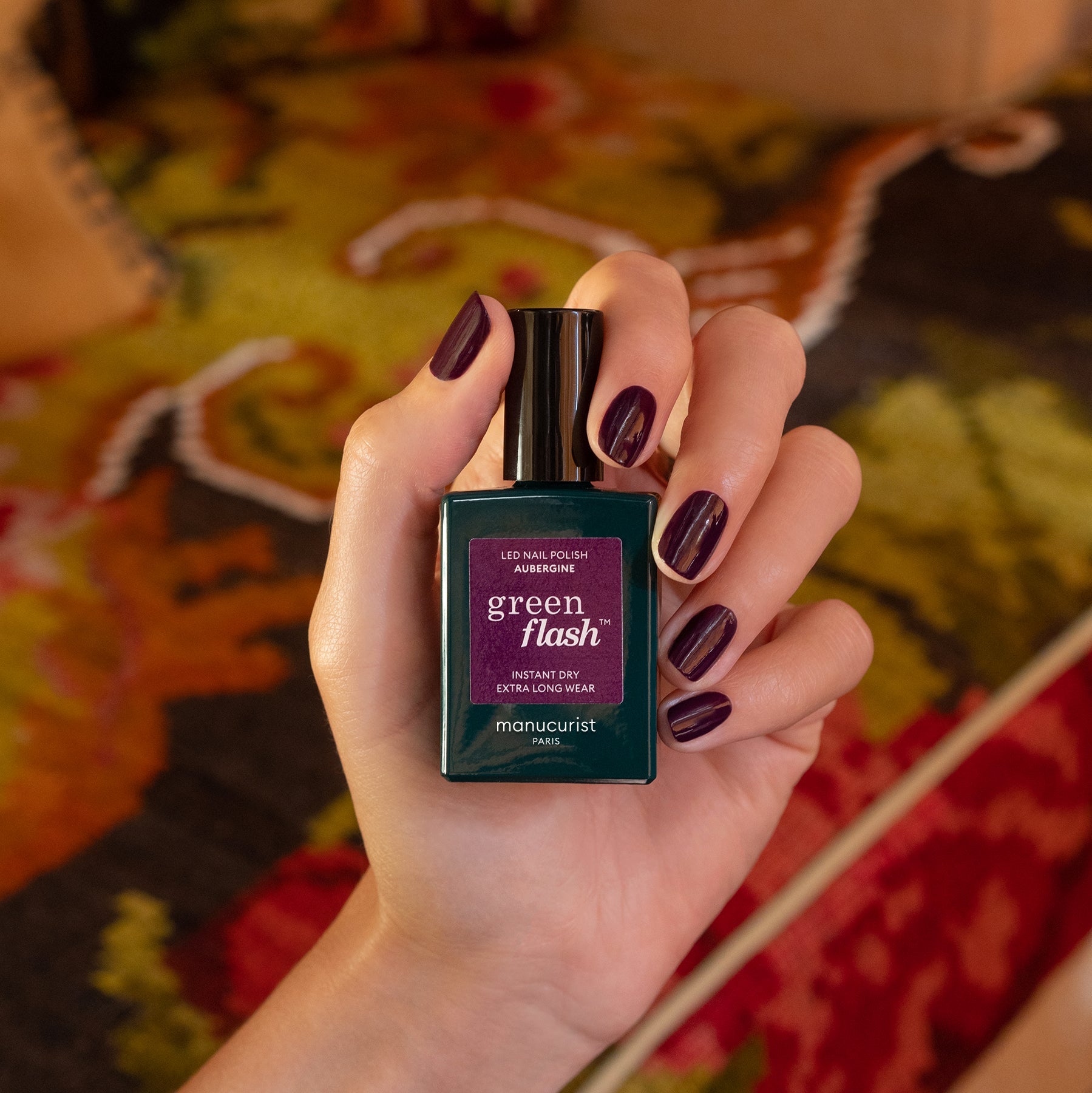 Manucurist Green Flash™ Semi-permanente Nagellak — Aubergine