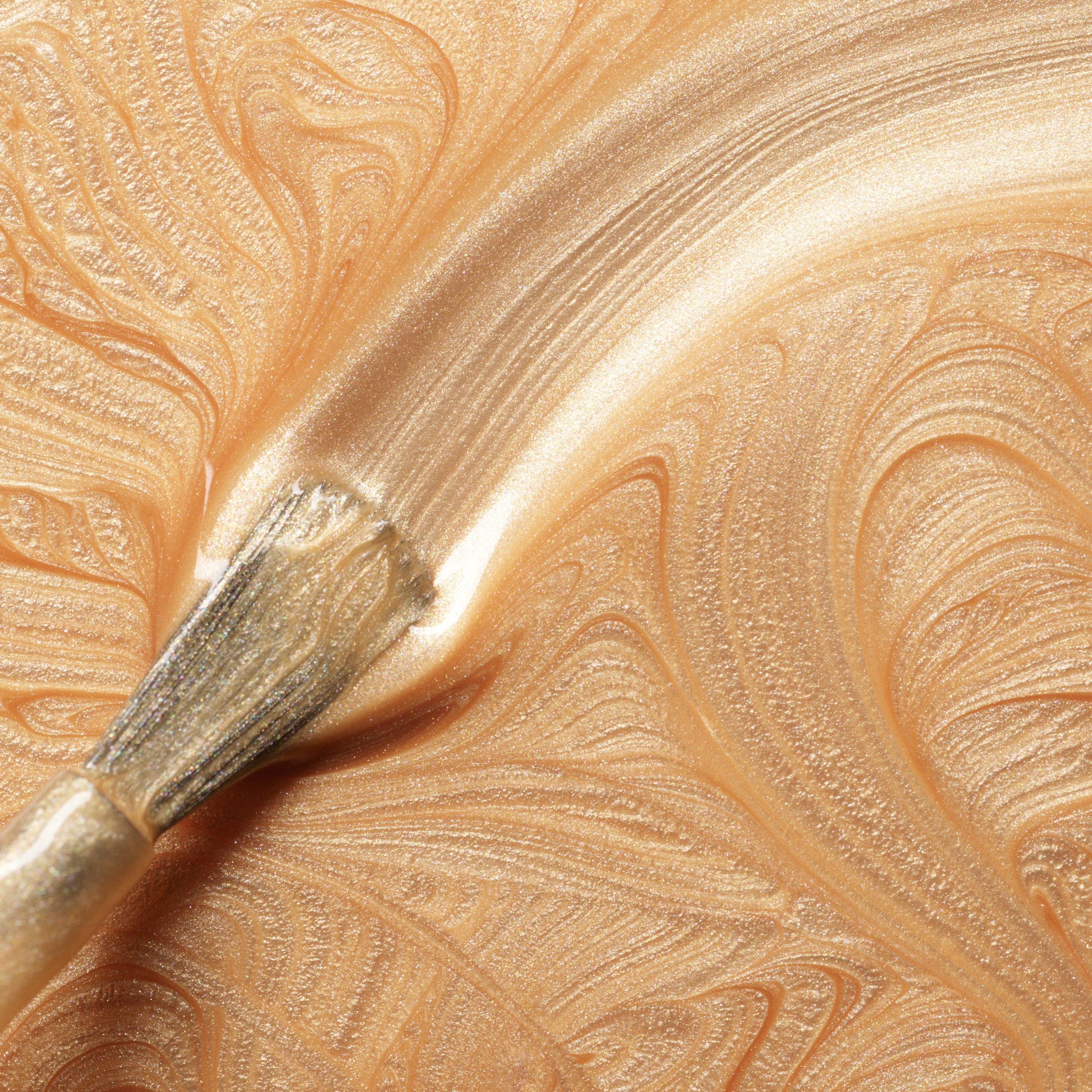 Manucurist Green Flash™ Semi-permanente Nagellak — Gold Sand