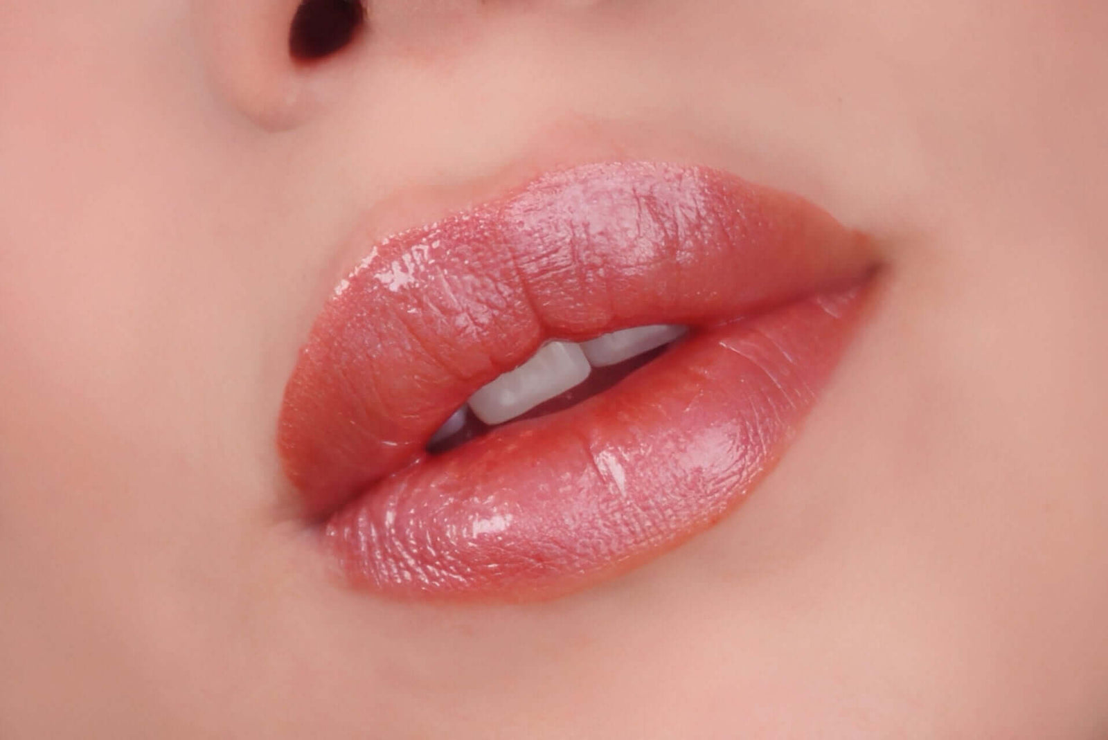 💄 Mineralissima Lipgloss – Pearl en Rosewater