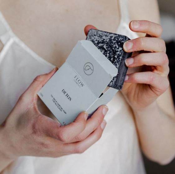 Flow Cosmetics – Detox – Soap bar - Ilse de Beaute
