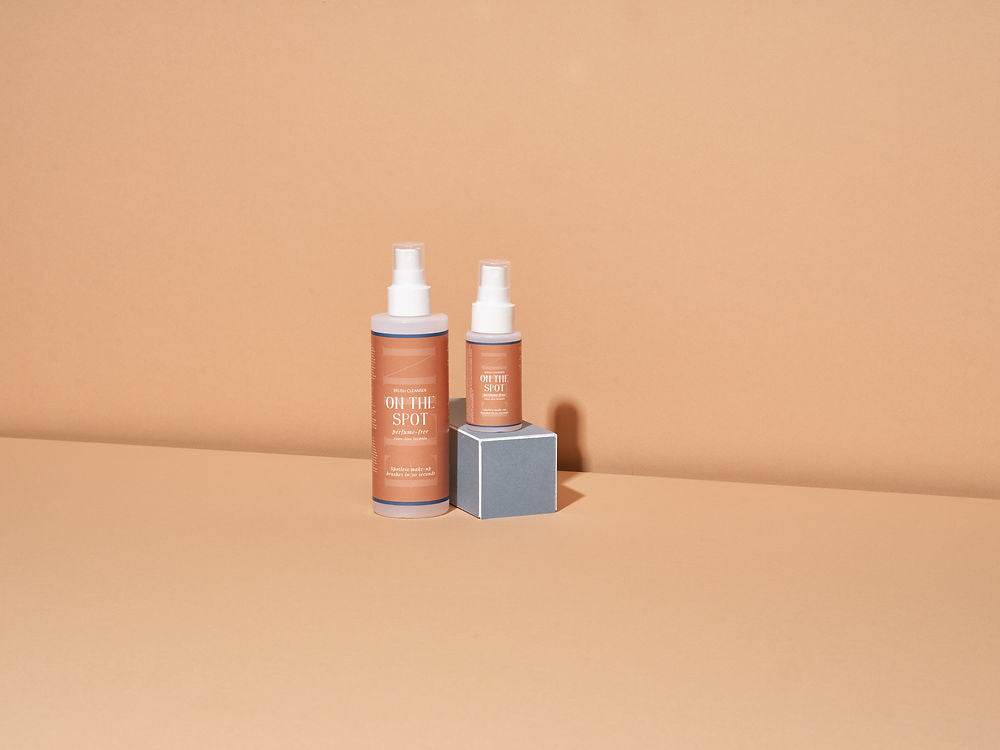 On the Spot - Brush Cleanser - Ilse de Beaute
