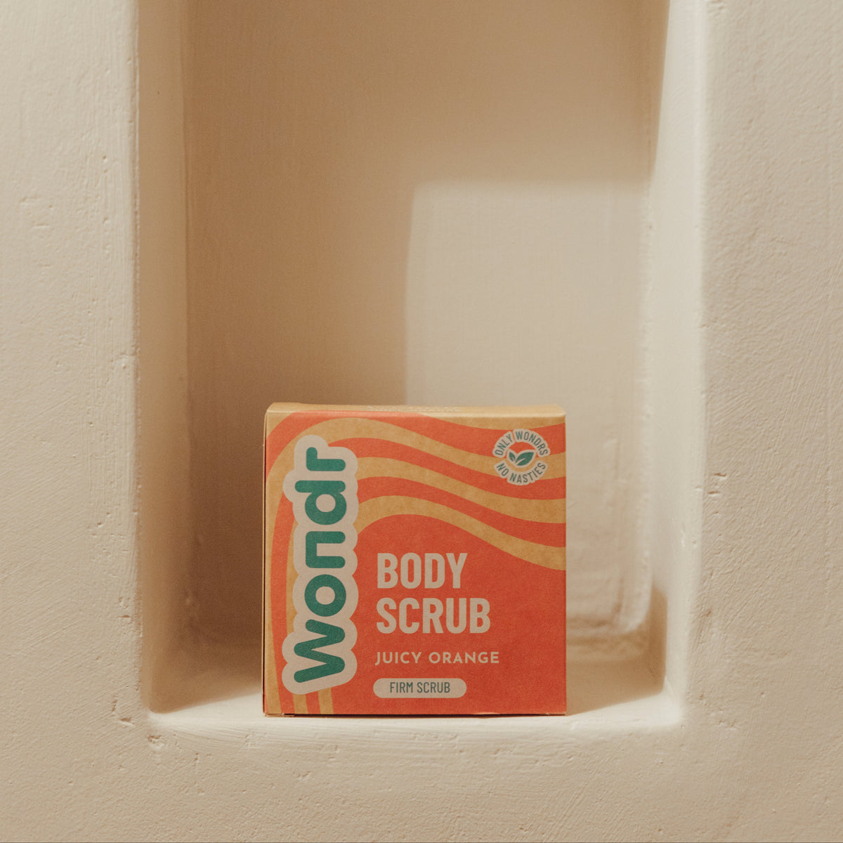 Wondr Body Scrub Bar Juicy Orange